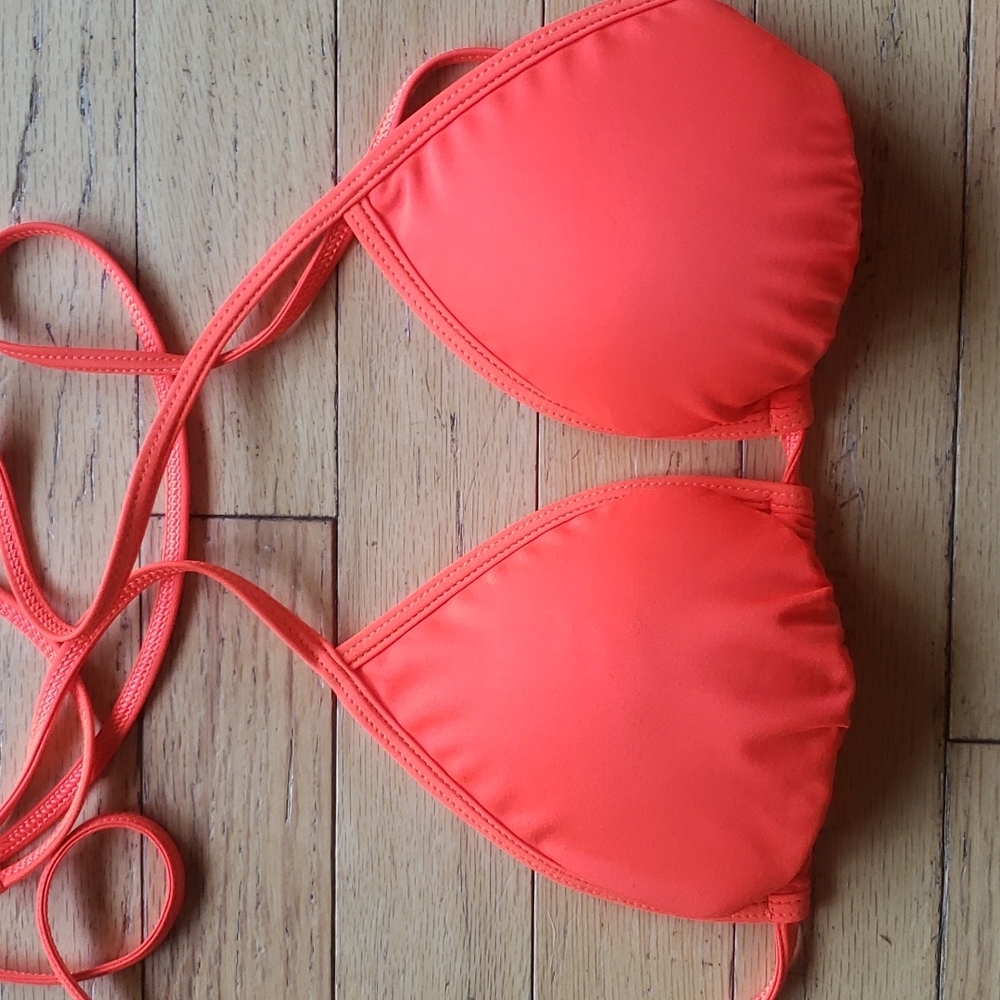 Zeraca Triangle Bikini - Picture 2 of 5